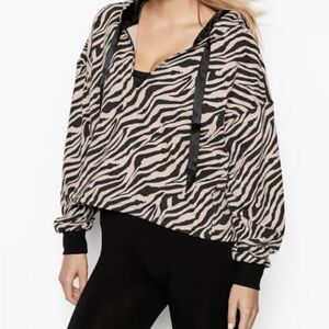 Victorias Secret Crop Hoodie Zebra Print Loose Fit Sweatshirt Only - 6061 Size L